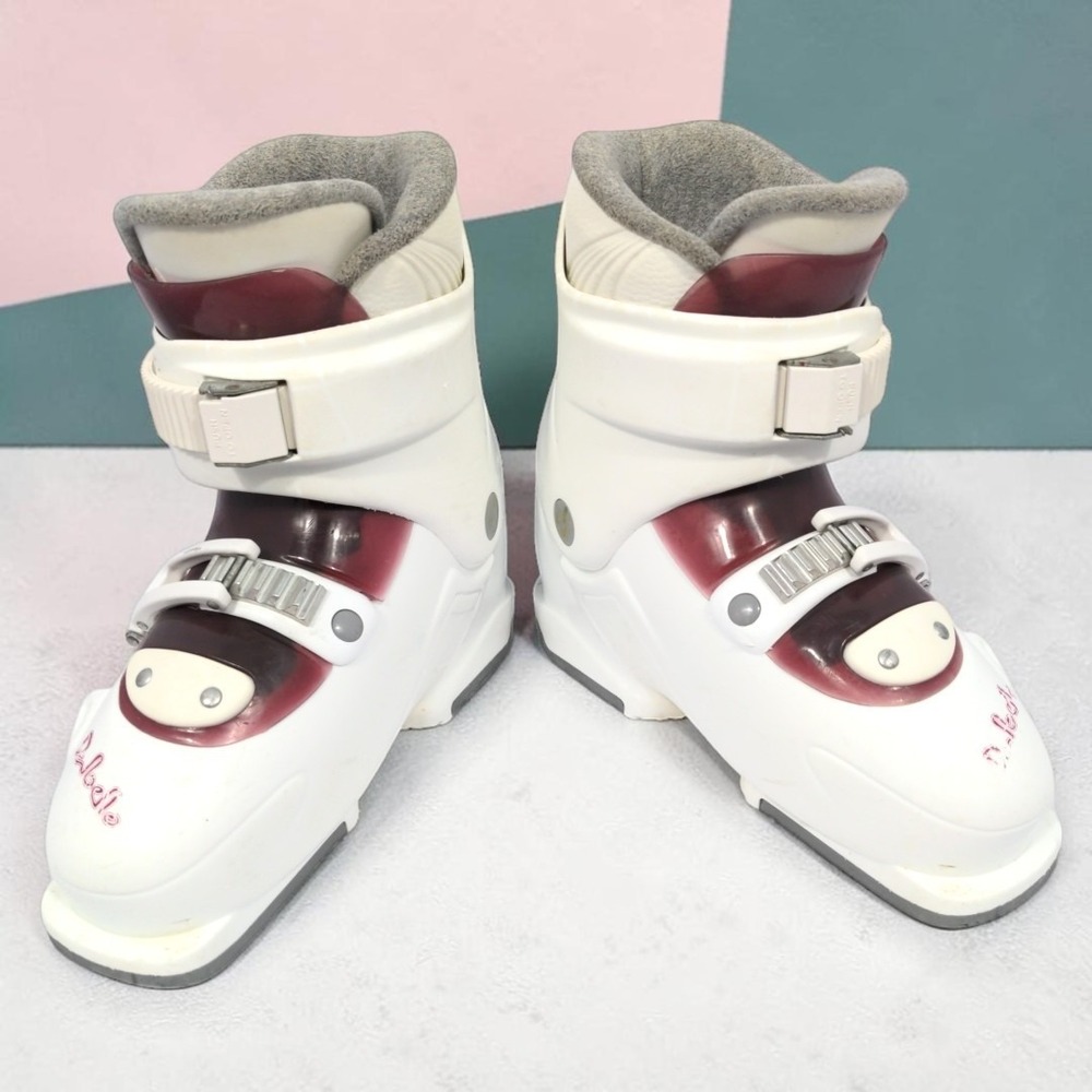 Dalbello Lilly 2 Girls Ski Boots Size 22.5 Mondo US 3.5-4.5 White Burgundy 262mm